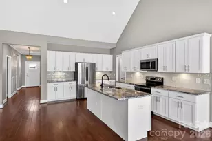 415 S Pendernale Dr, Moore, SC 29369 - Photo 25