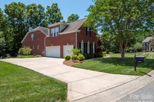 1000 Irish Moss Ln, Matthews, NC 28104 - Photo 27