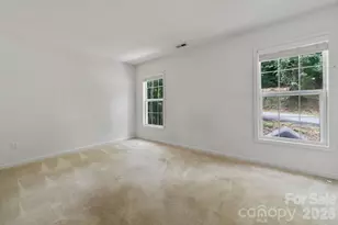 1 Pickwick Rd, Asheville, NC 28803 - Photo 25