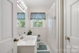 4323 Creemore Dr, Charlotte, NC 28213 - Photo 19