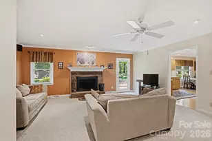 4323 Creemore Dr, Charlotte, NC 28213 - Photo 3