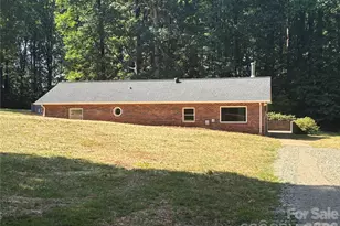 254 Beechwood Farm Rd, Statesville, NC 28625 - Photo 5