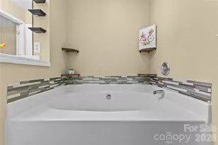 8119 Poplar Grove Cir, Waxhaw, NC 28173 - Photo 27