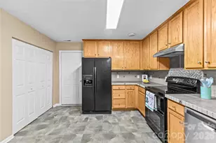8119 Poplar Grove Cir, Waxhaw, NC 28173 - Photo 13