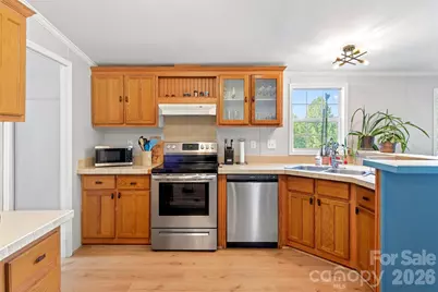 298 Wolf Crossing, Bakersville, NC 28705 - Photo 21