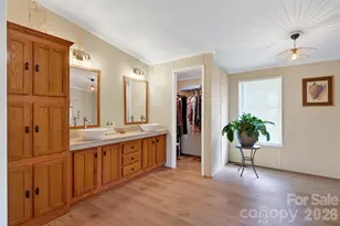 298 Wolf Xing, Bakersville, NC 28705 - Photo 25