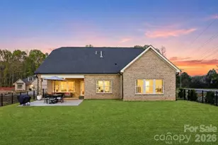1005 Piper Mdws Dr, Waxhaw, NC 28173 - Photo 25