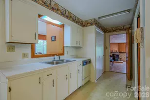 22 Tilson Trl, Asheville, NC 28805 - Photo 13