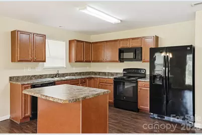 5056 Broad Leaf Court, Dallas, NC 28034 - Photo 9