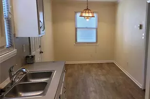 5323 Chestnut Lake Dr, Charlotte, NC 28227 - Photo 5