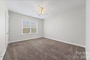 1039 Hunters Run Dr, Tega Cay, SC 29708 - Photo 17