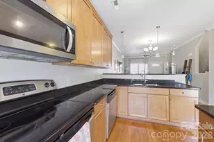 2917 Craftsman Ln, Charlotte, NC 28204 - Photo 7