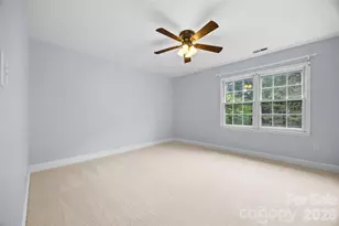 2115 E Providence Dr, Charlotte, NC 28270 - Photo 33