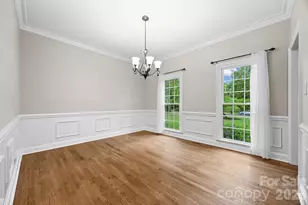 2115 E Providence Dr, Charlotte, NC 28270 - Photo 15
