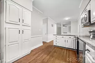 2115 E Providence Dr, Charlotte, NC 28270 - Photo 13