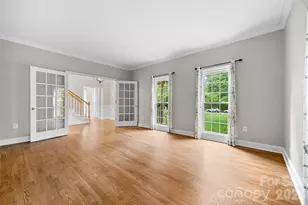2115 E Providence Dr, Charlotte, NC 28270 - Photo 7