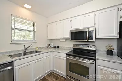 3131 Heathstead Place, Charlotte, NC 28210 - Photo 1