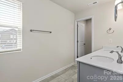 4529 Iron Oak Lane, Charlotte, NC 28269 - Photo 23