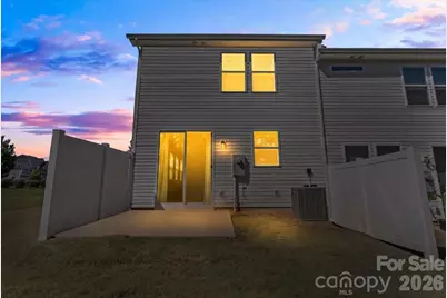4529 Iron Oak Lane, Charlotte, NC 28269 - Photo 3