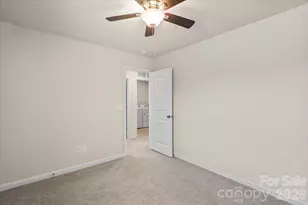 4529 Iron Oak Ln, Charlotte, NC 28269 - Photo 29