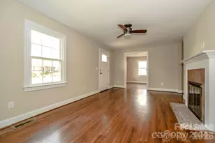 2117 Scott Ave, Charlotte, NC 28203 - Photo 3