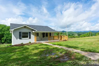 37 King Drive, Leicester, NC 28748 - Photo 1