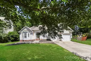 124 Pamlico Ln, Mooresville, NC 28117 - Photo 1