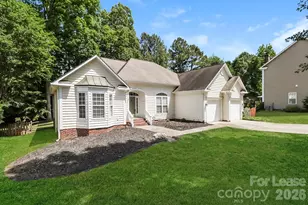 124 Pamlico Ln, Mooresville, NC 28117 - Photo 3