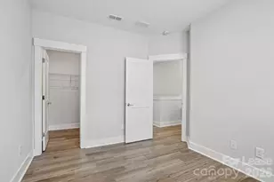 4375 Raleigh St, Charlotte, NC 28213 - Photo 13