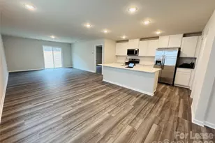 13151 Hampton Bay Ln, Charlotte, NC 28262 - Photo 9