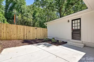 5501 Farmbrook Dr, Charlotte, NC 28210 - Photo 33