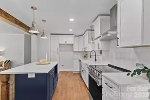 3840 Colebrook Rd, Charlotte, NC 28215 - Photo 3