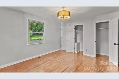 3840 Colebrook Road, Charlotte, NC 28215 - Photo 9
