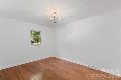 3840 Colebrook Road, Charlotte, NC 28215 - Photo 13