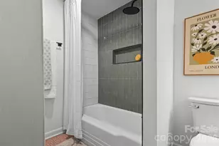 3840 Colebrook Rd, Charlotte, NC 28215 - Photo 11
