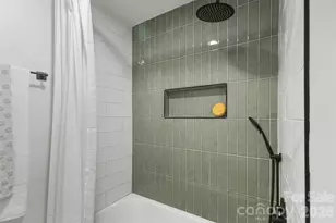 3840 Colebrook Rd, Charlotte, NC 28215 - Photo 19