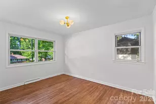 3840 Colebrook Rd, Charlotte, NC 28215 - Photo 19