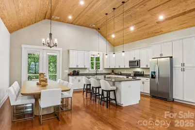 318 Cider Hill Lane, Hendersonville, NC 28792 - Photo 17