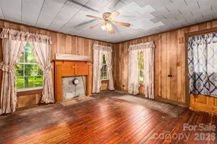 128 John Deere Dr, Harmony, NC 28634 - Photo 5