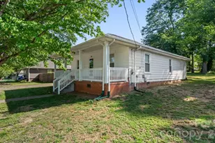 110 Globe St, Mount Holly, NC 28120 - Photo 3