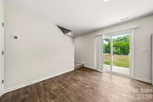 2209 Lilium Dr, Charlotte, NC 28216 - Photo 15