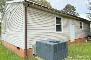 667 Kilborne Dr, Gastonia, NC 28052 - Photo 3
