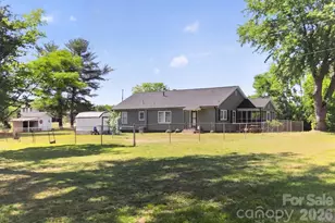 214 E Double Shoals Rd, Lawndale, NC 28090 - Photo 5