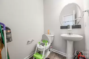 6638 Perry Creek Rd, Raleigh, NC 27616 - Photo 15