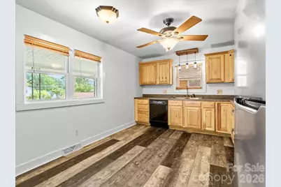 42 East Boulevard, Burnsville, NC 28714 - Photo 11