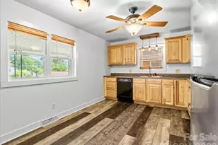 42 East Blvd, Burnsville, NC 28714 - Photo 11