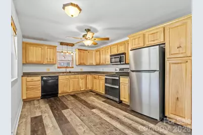 42 East Boulevard, Burnsville, NC 28714 - Photo 7
