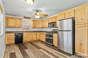 42 East Blvd, Burnsville, NC 28714 - Photo 7