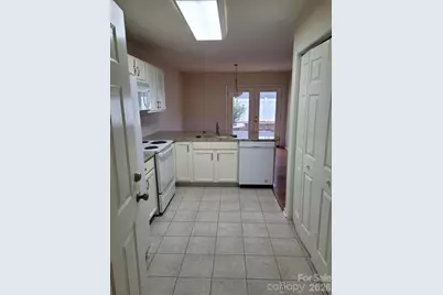 115 Edinburgh Court, Mount Holly, NC 28120 - Photo 7