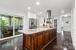 3000 Forest Park Dr, Charlotte, NC 28209 - Photo 15